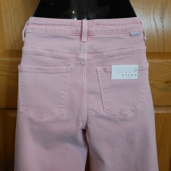 NWT!!!  Fabulous Risen Acid Pink Crop Jean - Picture 4 of 9